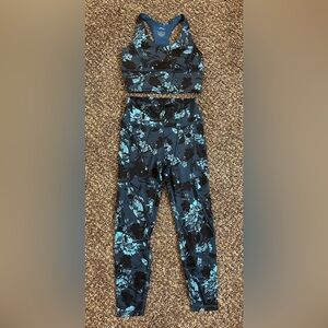 GOTTEX teal blue floral leggings and sports bra set - size Small